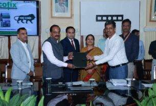 Aiming for Pot Hole Free Karnataka Using Ecofix mix 1