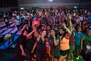 Celebrity fitness trainer Yasmeen Karachiwala with participants at her session during cult Fitness Carnival